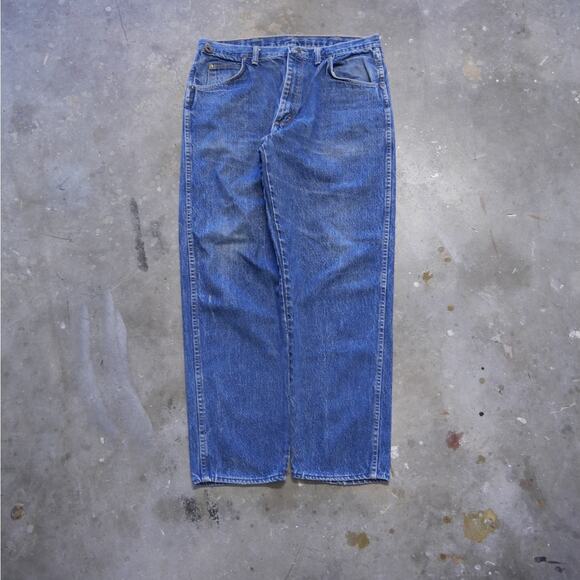 Vintage 90s Wrangler rugged Wear Made In USA Blue Jeans - Picture 2 of 8
